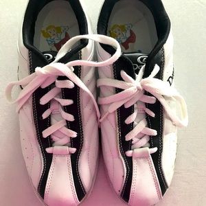 Dexter Women’s Bowling Shoes - size 8